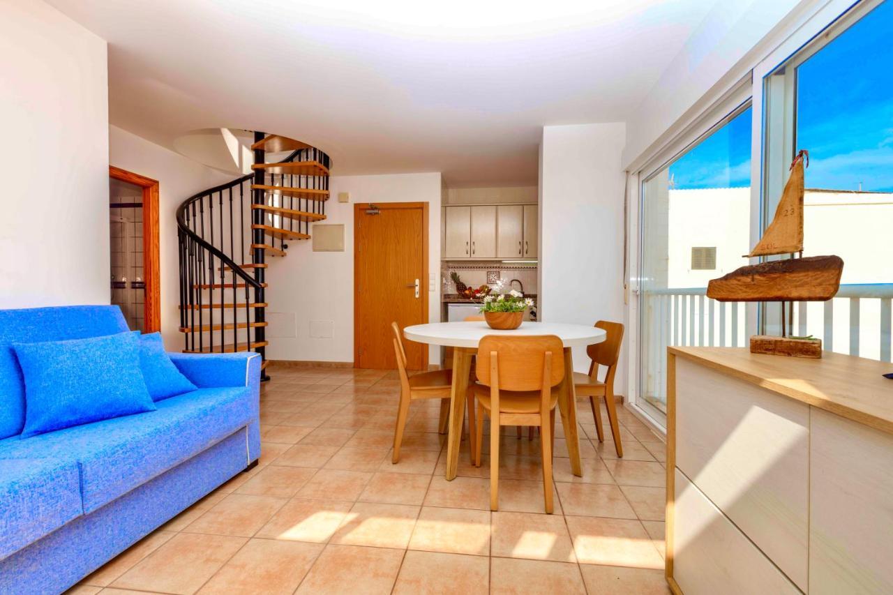 Apartamentos Sa Varadero Fronte Mar Espujols เอสปุญอลส์ ภายนอก รูปภาพ